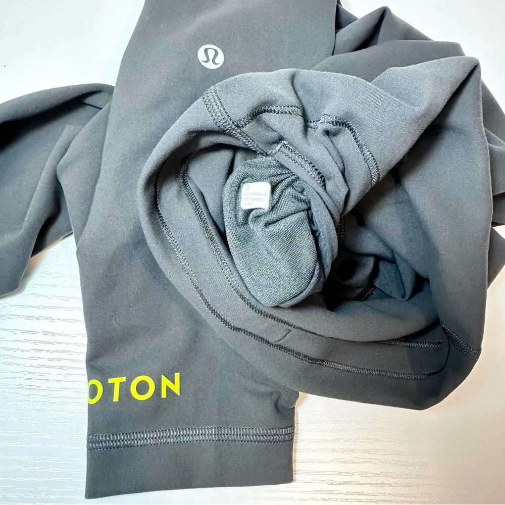 Lululemon x Peloton Wunder Train Tight 25”, Size 2